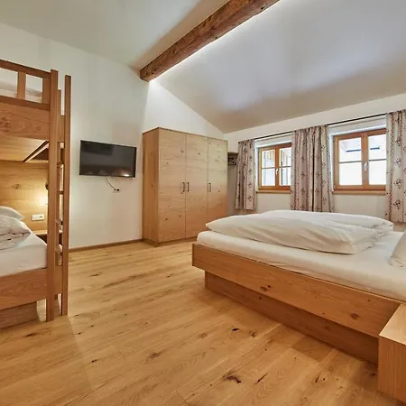 Feriengut Streitberg Appartements Viehhofen Exterior photo